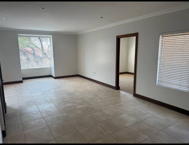 2 BEDROOM SECTIONAL TITLE FOR SALE IN NEWLANDS